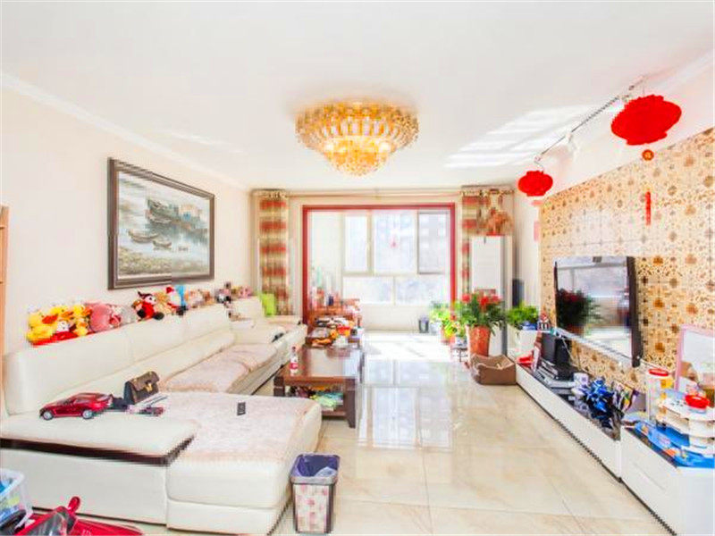 满五唯一 还有200万贷款 用客户的首付款还,看